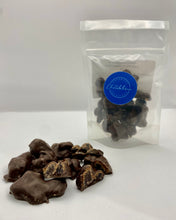 Load image into Gallery viewer, Berry Clusters